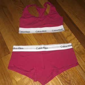 Never worn Calvin Klein set